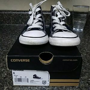 Kids Converse size 8 infant.